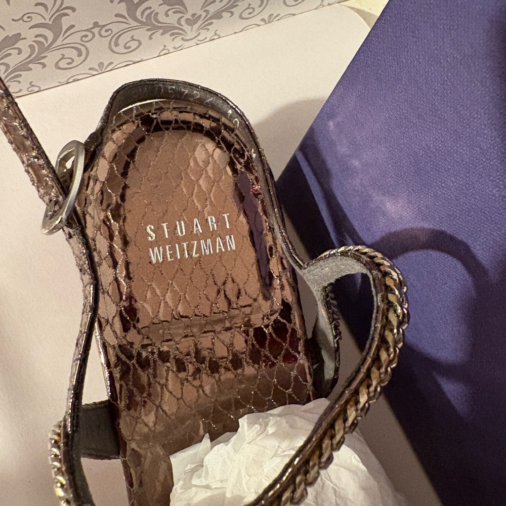 Stuart Weitzman - Picture 3 of 5
